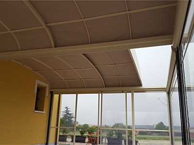 Manual Patio Covering - GardenRoof